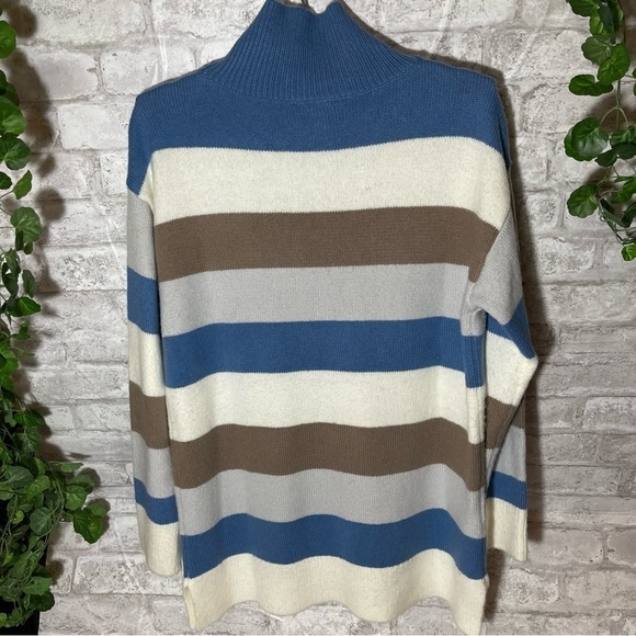 Ann Taylor‎ Petite Sweater Women’s Sz SP Turtleneck Striped - Picture 8 of 8